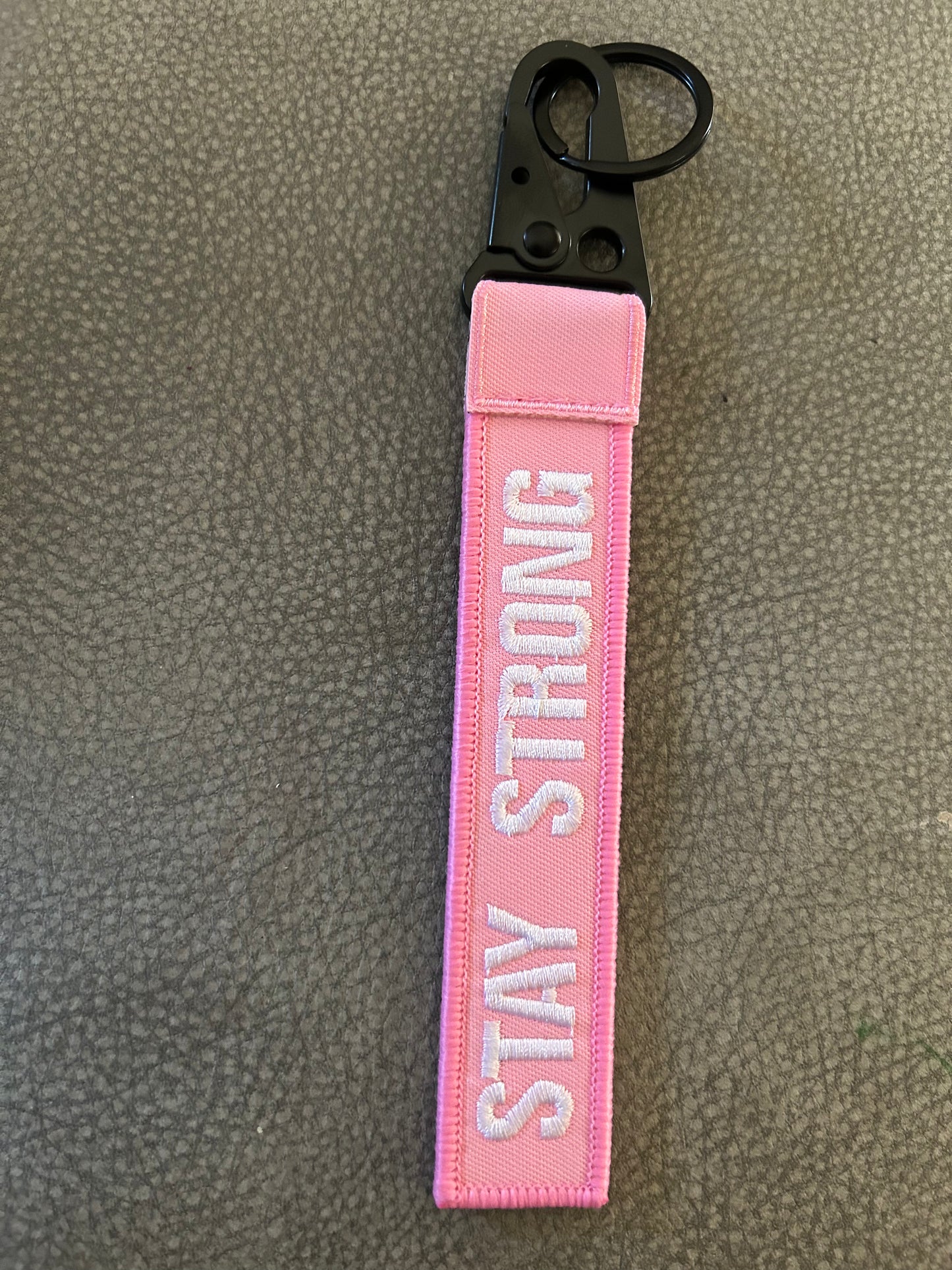 Lov3yourz Key chain Pink limited edition